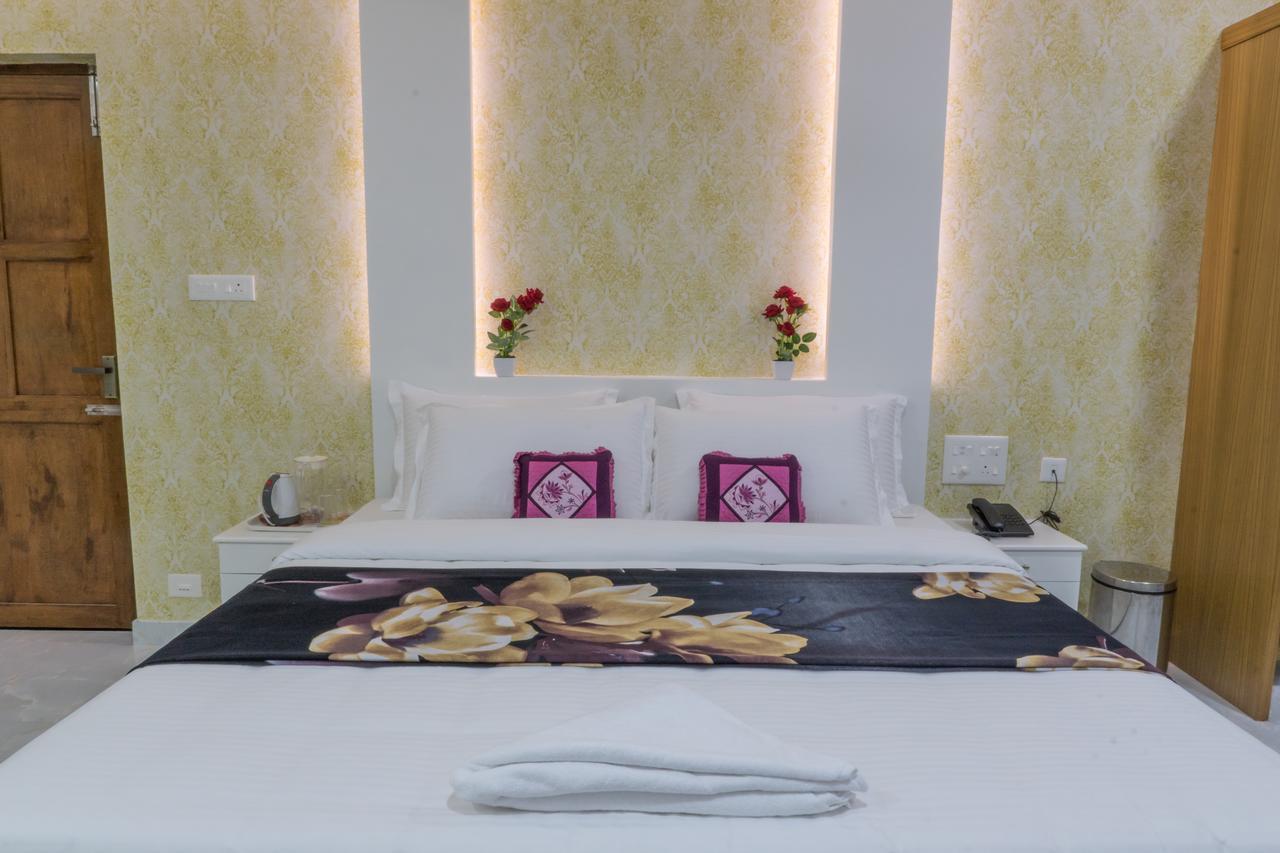 Clirind Resort Athirappilly Eksteriør bilde