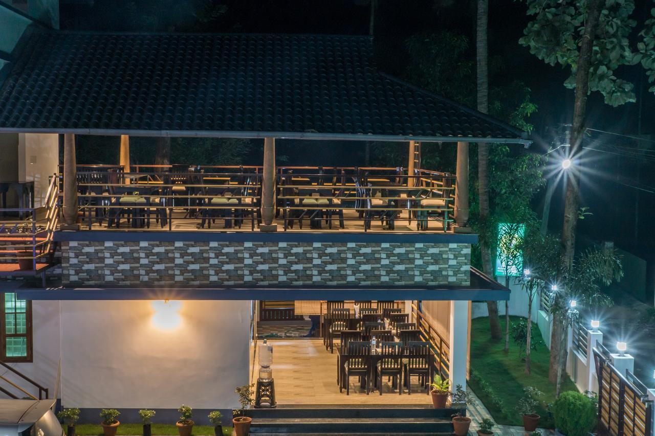 Clirind Resort Athirappilly Eksteriør bilde